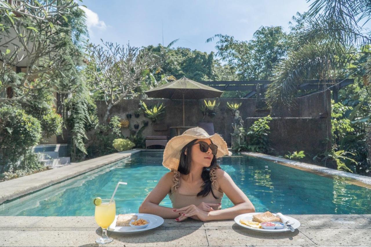 Adipana Bungalow-Balinese Room อูบุด ภายนอก รูปภาพ