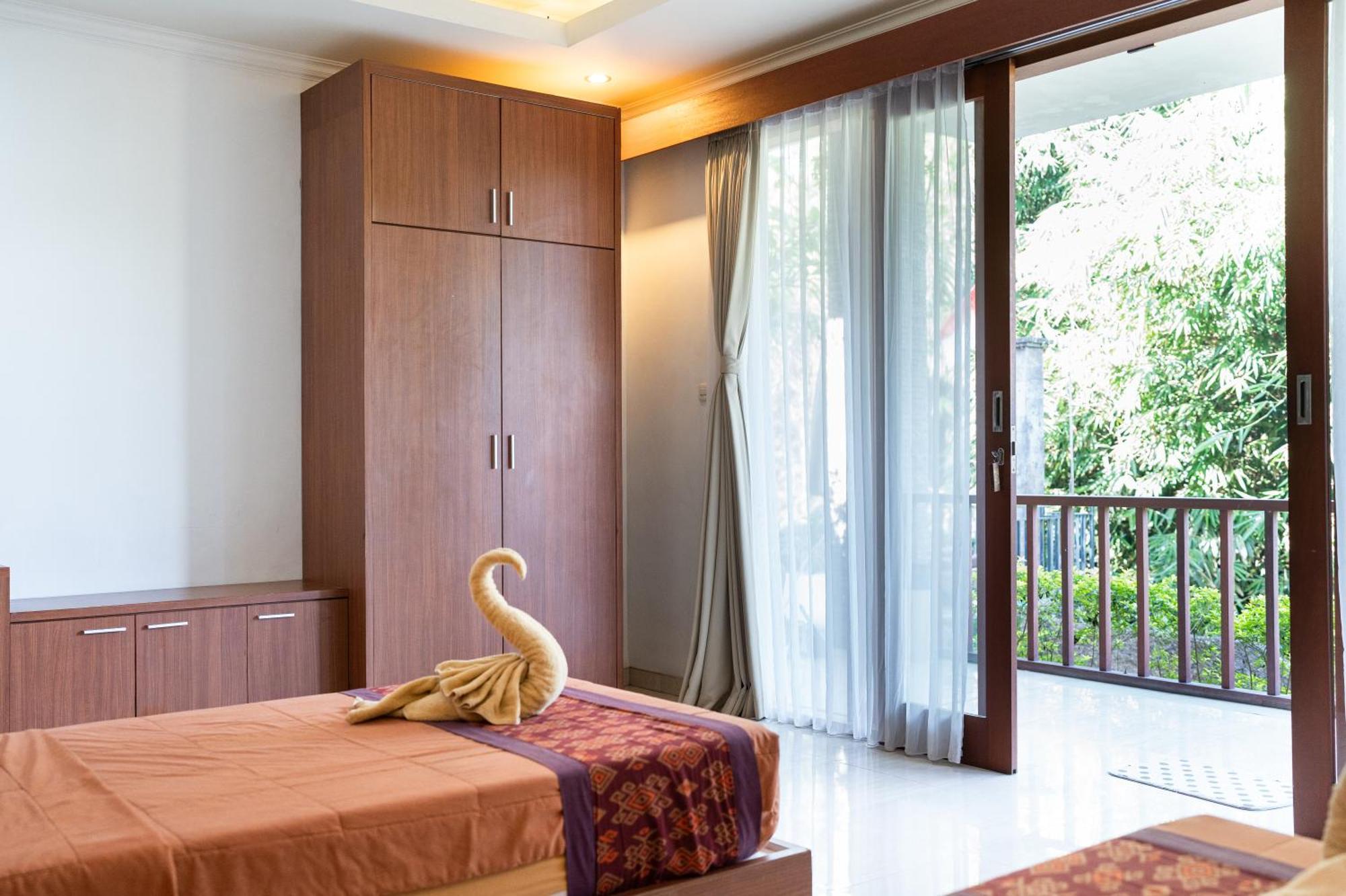 Adipana Bungalow-Balinese Room อูบุด ภายนอก รูปภาพ